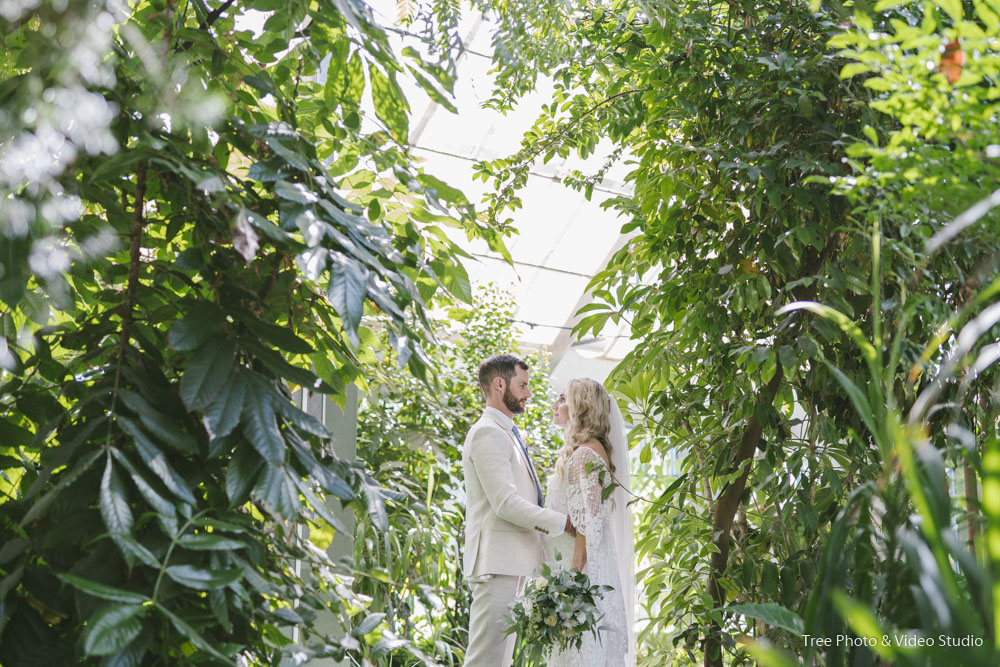 St Kilda Botanical Garden Wedding Location Photos