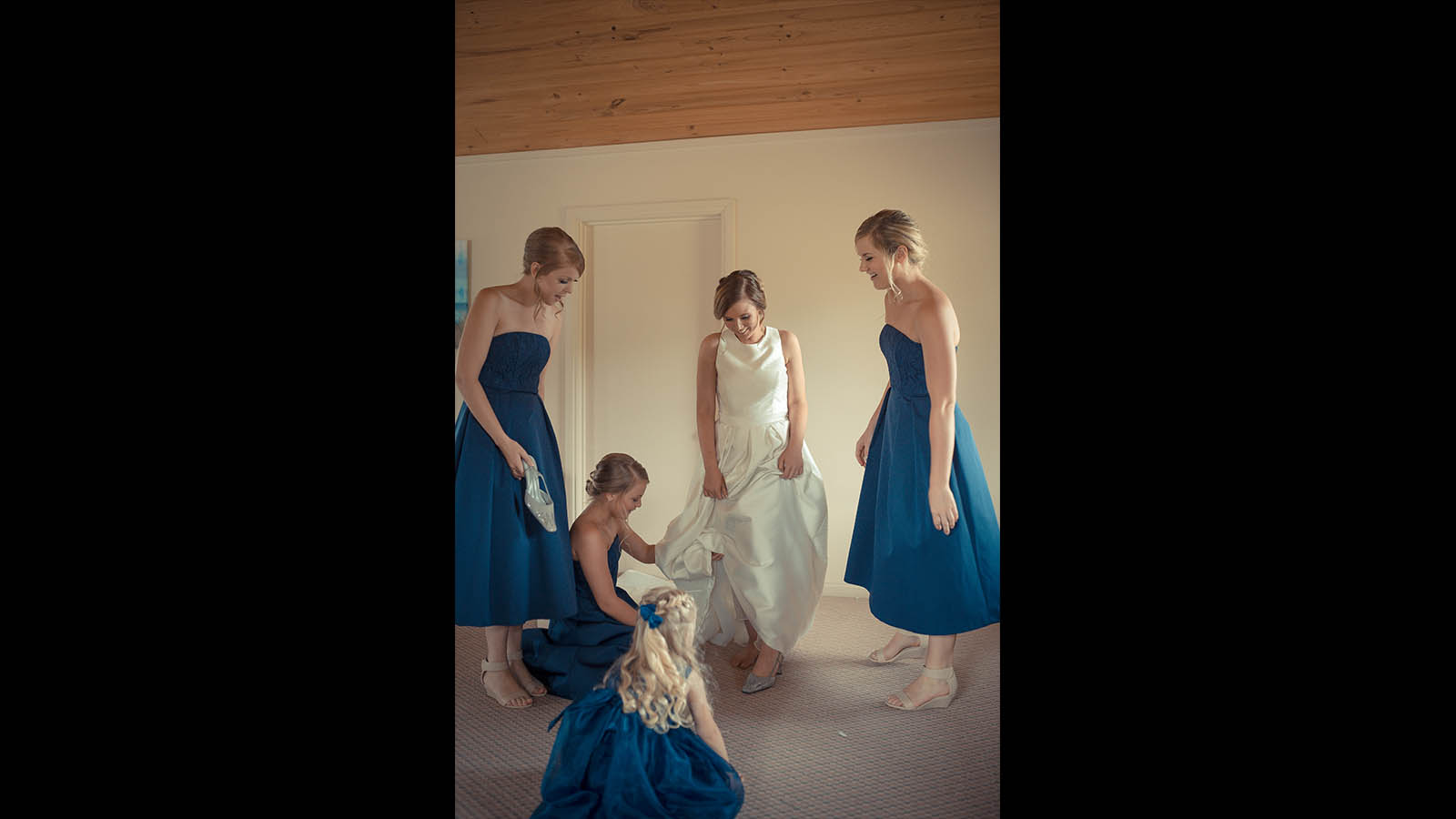 Melbourne-wedding-photography bridesmaid 19