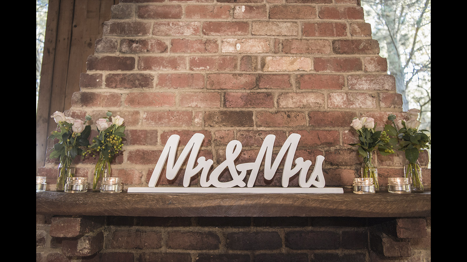 Wedding stationary Melbourne love sign
