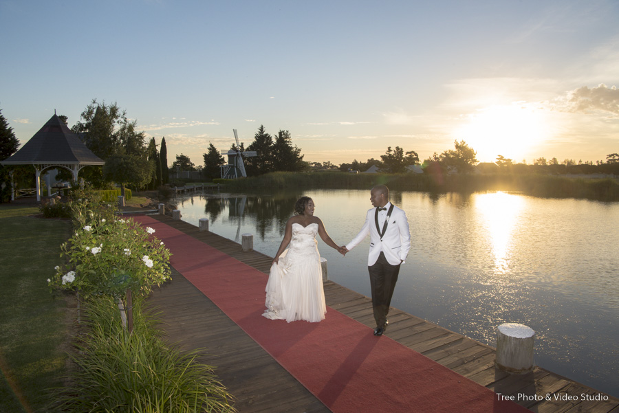Windmill Gardens 40 1 - Victoria & Cameron | Windmill Gardens Wedding Photography