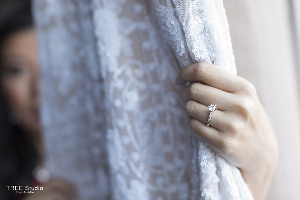1 8 - Polly & Leo The Point Albert Park Wedding Photography