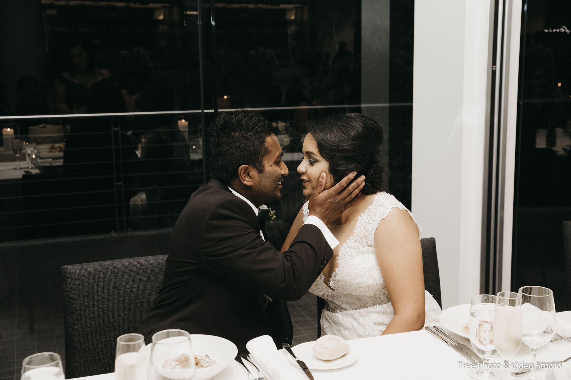 45 1 - Melanie & Kayne Fenix Event Wedding Photography