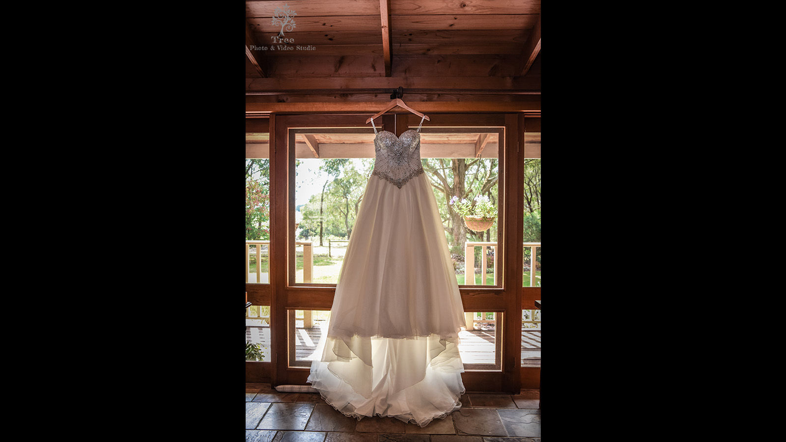 Anika Dean Lyrebird Falls Wedding Photography 13 - Anika & Dean | Lyrebird Falls Wedding Photography