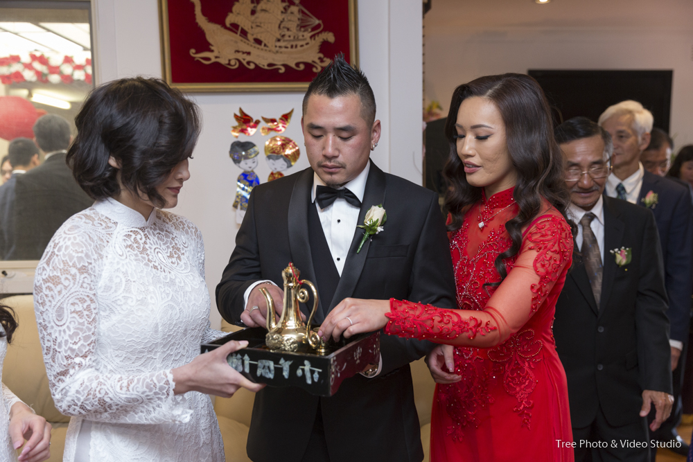Asian Wedding Tea Ceremony in Melbourne