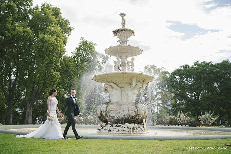 Melbourne Wedding Ceremony Location Carlton Gardens