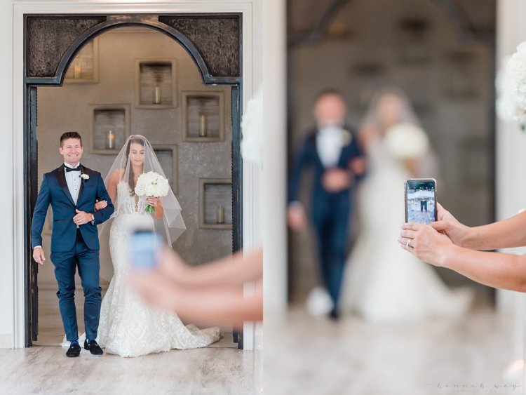 Let the Couple Enjoy Photography