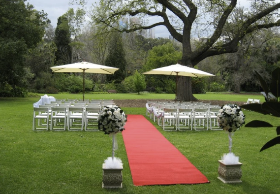 Tennyson Lawn