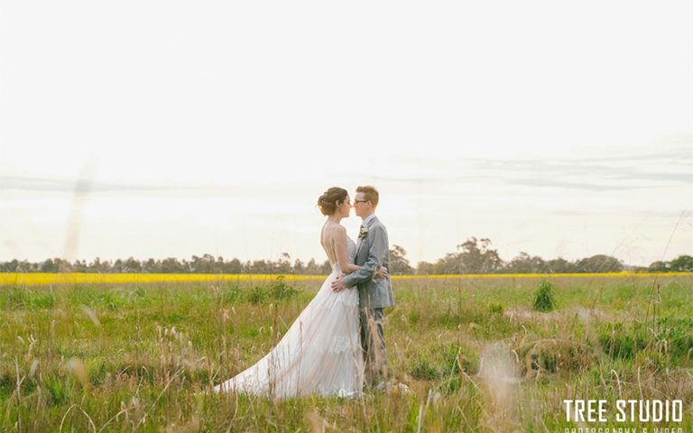 14 Amazing Unique Wedding Dresses in Melbourne (2021 & 2022)