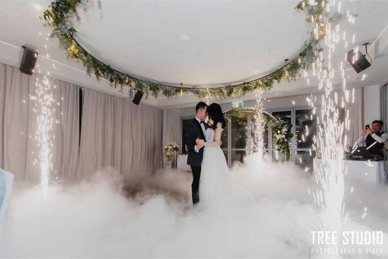 Amora Hotel Riverwalk Melbourne Wedding Photography TY (85)